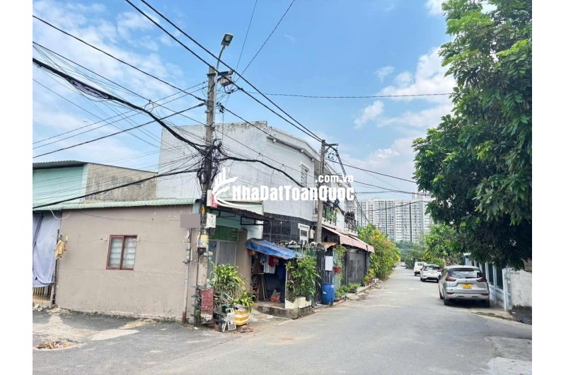 Nhà cấp 4 100m² 2PN hẻm ô tô kế Vinhomes Nguyễn Xiển – 3.25 tỷ