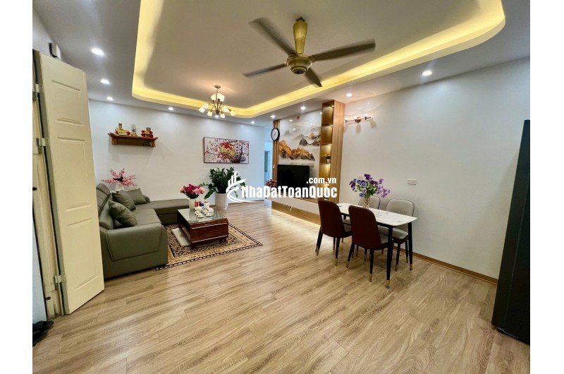 BÁN CĂN HỘ TÒA CHUNG CƯ TÂN VIỆT VÀO Ở NGAY, 82m 2 ngủ, chỉ hơn 3 tỷ
