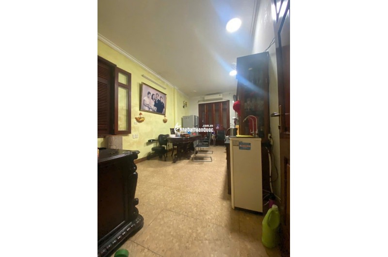 Nhà mặt phố Kim Ngưu,lô gocs2 mặt thoáng,vị trí đắc địa,kinh doanh đa nghành,68m2,5T, 28 TỶ X