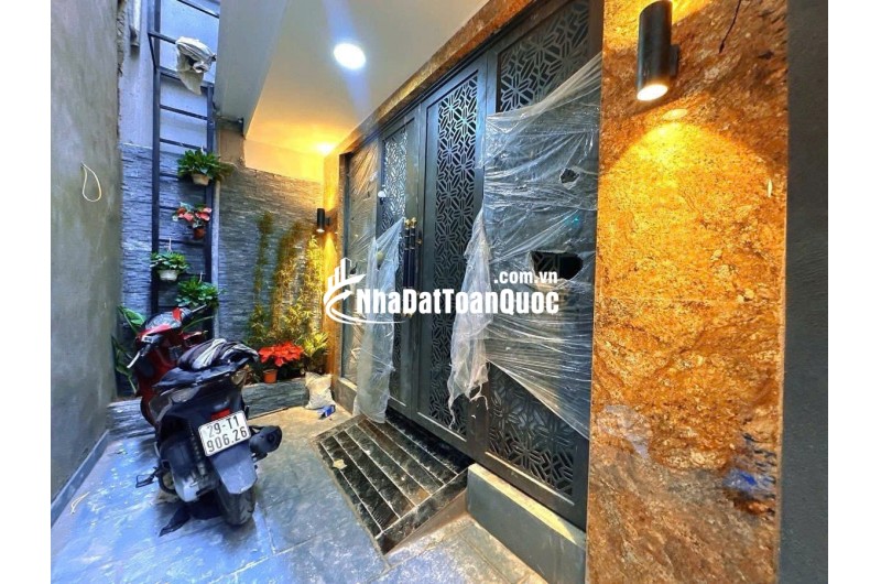 Siêu phẩm CCMN thang máy,đường Láng,Đống Đa,hạ 1 tỷ,15 tỷ x,63m2,6T