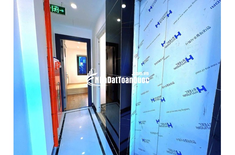 Siêu phẩm CCMN thang máy,đường Láng,Đống Đa,hạ 1 tỷ,15 tỷ x,63m2,6T
