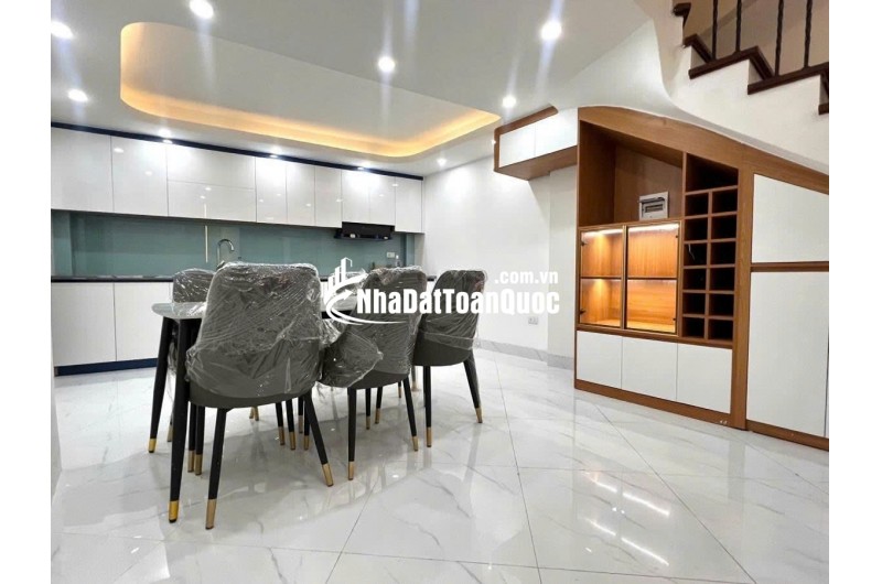 BÁN NHÀ 6 TẦNG THANG MÁY – NGÕ 604 NGỌC THỤY – LONG BIÊN