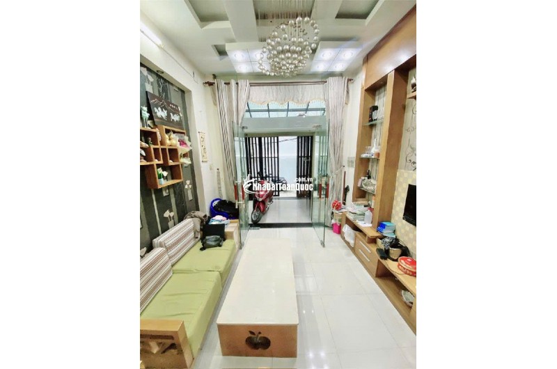 NHÀ 4 TẦNG NGUYỄN HỒNG ĐÀO – P13 TÂN BÌNH – 6PN – 60m2 – CHỈ 6.1 TY (còn TL)