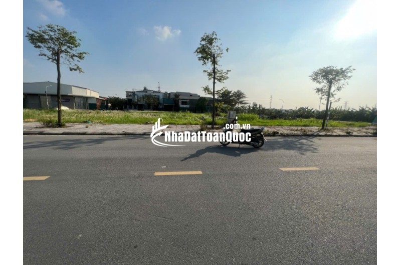 Tọa lạc tại Bảo Long New City, Hương Mạc, Từ Sơn, Bắc Ninh, đất nền này có diện tích 100m2 và giá bán 4,1 tỷ 
 Đây là cơ hội tuyệt vời  Diện tích: