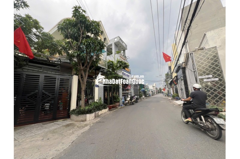 NHÀ MẶT TIỀN TÂN AN – ĐANG KINH DOANH VLXD – GIÁ CHỈ 3.68 TỶ