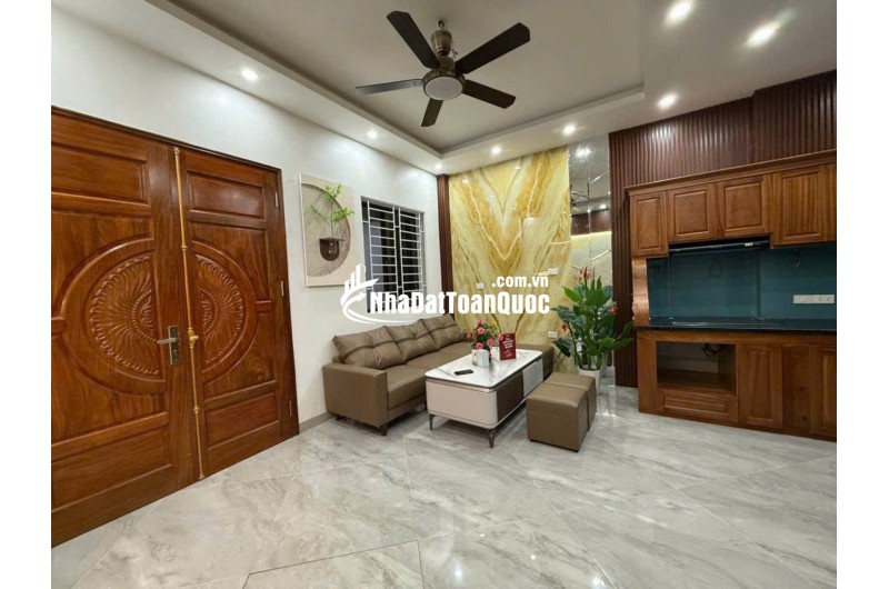 Siêu phẩm Cổ Nhuế – thang máy – full nội thất – 7.2 tỷ