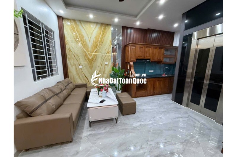 Siêu phẩm Cổ Nhuế – thang máy – full nội thất – 7.2 tỷ
