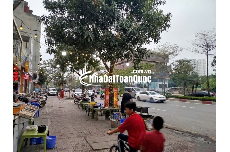 Sát AEonmall Long Biêm giá 105tr/m2 ô tô vào đất  - Đầu tư giữ tiền xây CCMN dòng tiền thì quá ngon vì đây là trung tâm