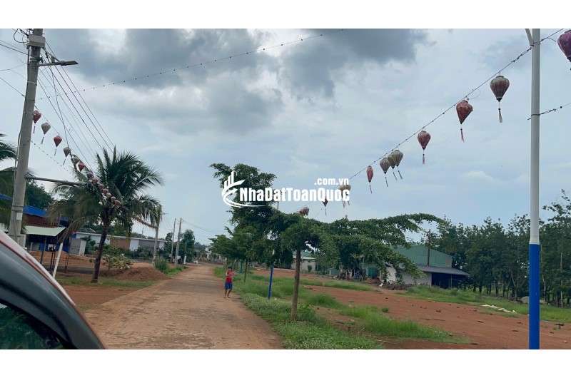 Bán đất Phú Riềng, Bình Phước, Khu dân cư hiện hữu, Ngay 3 KCN lớn, 298 triệu 200m2 đất thổ cư
