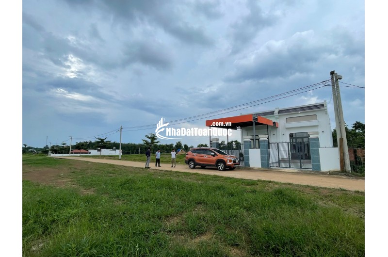 Chính chủ gửi bán đất nền Phú Riềng, Bình Phước, sổ sẵn, 250m2 chỉ từ 250 triệu ngay 3 KCN 500ha