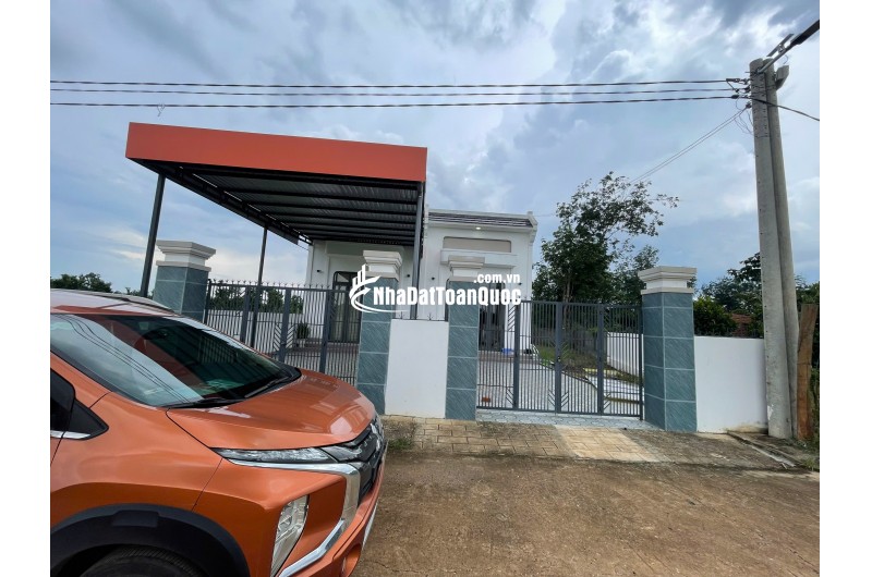 Chính chủ gửi bán đất nền Phú Riềng, Bình Phước, sổ sẵn, 250m2 chỉ từ 250 triệu ngay 3 KCN 500ha
