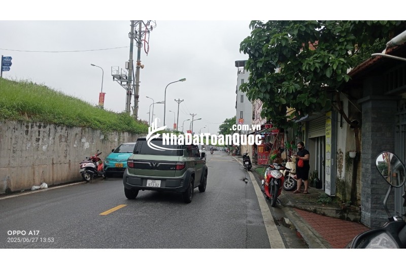 BÁN ĐẤT NGỌC THỤY LÝ SƠN – 94M² – Ô TÔ TRÁNH – VIEW SÂN BÓNG – GẦN PHỐ LÝ SƠN

 Vị trí cực đẹp tại Ngọc Thụy, Long Biên – chỉ vài bước chân ra