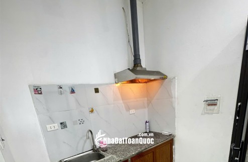 CHO THUÊ PHÒNG TRỌ – 141 NGÕ 14 MỄ TRÌ HẠ, NAM TỪ LIÊM- GIÁ 5,8 TRIỆU.