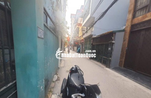 Siêu phẩm ngay Ngã Tư Sở lô góc 46m2, 7 tầng, thang máy, kinh doanh, ô tô đỗ cửa, 13 tỷ.