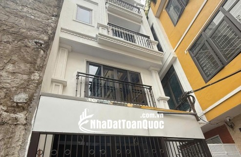 NHÀ ĐẸP MỚI XÂY MIÊU NHA- THANG MÁY- SÁT PHỐ- NGÕ Ô TÔ TRÁNH CÁCH NHÀ 10M- FULL NỘI THẤT- GIÁ 6,X TỶ