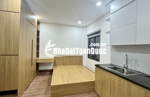 Bán nhà Hoàng Văn Thái, 60m2, 7 tầng, thang máy, 10 phòng cho thuê, full nội thất, 13,55 tỷ.