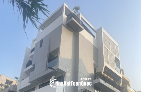 Chỉ 390 tr/m2 mặt tiền Hai Bà Trưng, Quận 1. DT  9 x 21m = 180m2 = 4T. HĐT = 170tr/th