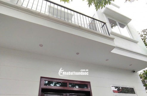 SIÊU PHẨM NHÀ CAO VIÊN + SÂN + CÂY CẢNH VIEW NHƯ BIỆT THỰ.