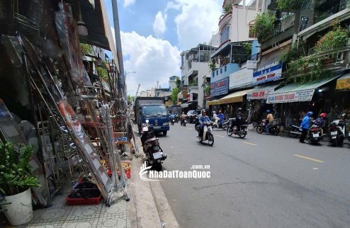 BÁN NHÀ CHDV 5 LẦU CÓ THANG MÁY – NGAY NGHĨA, BÌNH THẠNH

