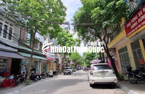 BÁN NHÀ VỊ TRÍ ĐẸP - VỊ TRÍ KINH DOANH CỰC TỐT- GẦN TRƯỜNG ĐẠI HỌC LỚN - DIỆN TÍCH 44M2*4T