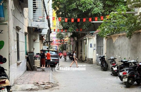 Phân lô,ô tô vào nhà,phù hợp xây tòa văn phòng,kinh doanh đỉnh, Thái Hà,Đống Đa 145m2, mt 6,15, nhinh 37 tỷ