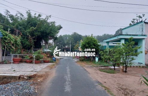 Bán gấp lô đất mặt tiền đường Tân Thông Hội, 173m2 full thổ cư, SHR