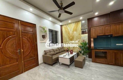 Siêu phẩm Cổ Nhuế – thang máy – full nội thất – 7.2 tỷ
