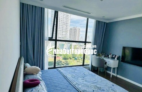 NHÀ 6 TẦNG – NGÕ 69 PHẠM VĂN ĐỒNG – THANG MÁY – FULL NỘI THẤT