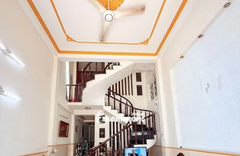 Bán Nhà 4 Tầng Gò Dầu, Quận Tân Phú, Diện tích 65m2, hẻm xe hoi, 6 tỷ