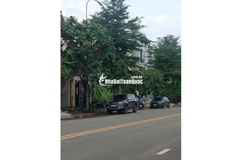 BÁN CÁC NỀN NHÀ PHỐ GIÁ RẺ NAM LONG SÁT DỰ ÁN GLOBAL CITY