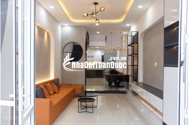 BÁN NHÀ MẶT TIỀN ĐƯỜNG SỐ 28, PHƯỜNG 6, QUẬN GÒ VẤP