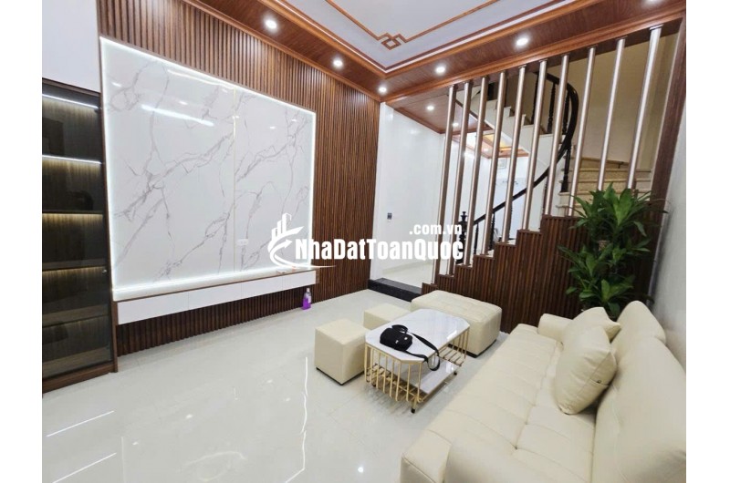 Bán nhà Kim Giang 37m 4 tầng full nội thất mới.