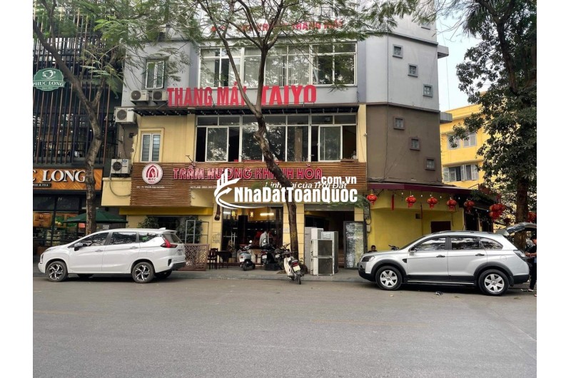 Cho thuê nhà mặt phố Nguyễn Gia Thiều,Hoàn Kiếm 80M2 mặt tiền 9m,giá thuê 35tr/th