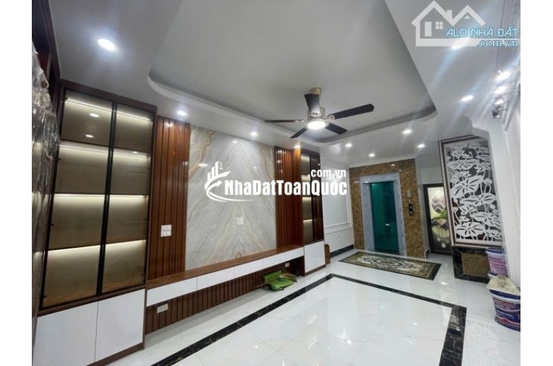  Nhà Mới Cầu Diễn – 6 Tầng Thang Máy – Ở Ngay – Mở VP Tại Nhà – Giá 7.5 Tỷ