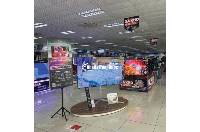 Cho thuê nhà 3MT Số 855 Quang Trung, P8, Gò Vấp. DT 40x60m trệt lầu, 5000m2 giá 499 triệu