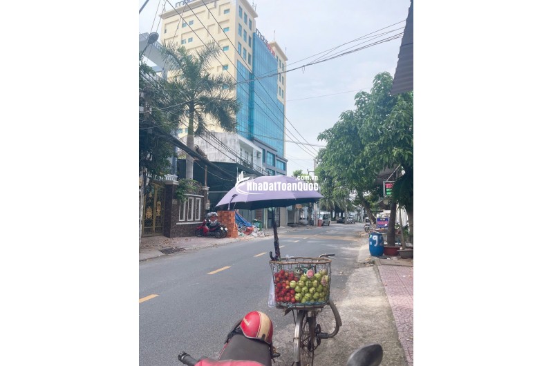 Bán mặt tiền đường Trương Văn Thành 132m2 Quận 9 BTCT 3 tầng