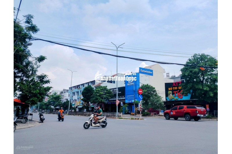 Mặt tiền kinh doanh Nguyễn Xiển, 8x32m chủ cần bán gấp
