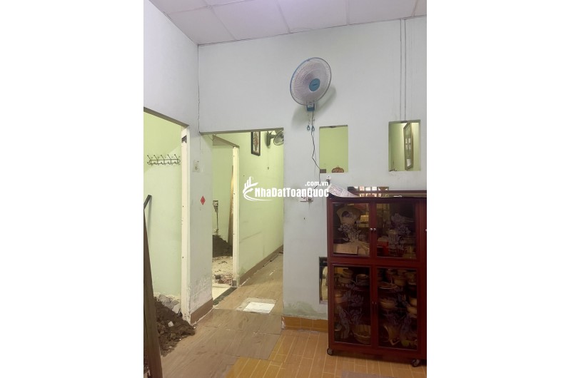 Nhà Cấp 4 Kiên Cố – Hẻm Xe Hơi, Nguyễn Duy Trinh - Phường Phú Hữu – Sổ Đẹp – giá 8 tỷ 5