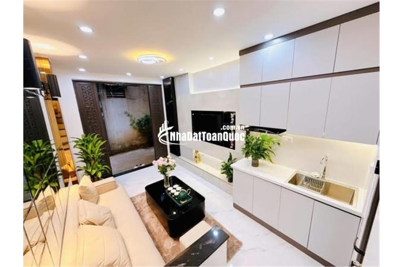 SIÊU PHẨM NGUYỄN TRÃI - THANH XUÂN - Ô TÔ ĐỖ CỬA - DT 25M - 4 TẦNG - GIÁ 5.15 TỶ.