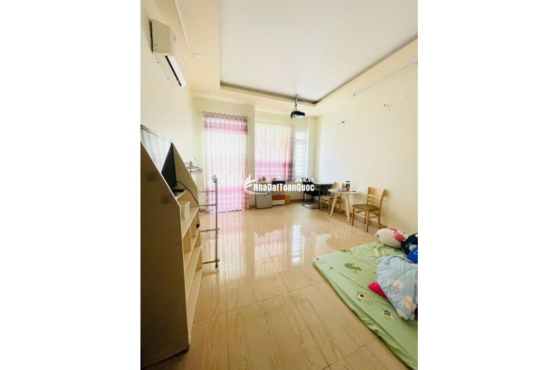 NHÀ ĐẸP SÁT MẶT TIỀN - HẺM XE HƠI TRÁNH NHAU - LÊ ĐỨC THỌ - GÒ VẤP - 4,1x19m2 - NHỈNH 9 TỶ - KHU CAO TẦNG