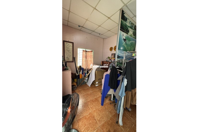 NHÀ Ở NGAY PHÚ THỌ HOÀ - 25M2 - 3 TẦNG CHỈ 3.15 TỶ - 25m ( 4.3 x 5.9) - HẺM RỘNG KHU CHỢ VẢI PHÚ THỌ HOÀ - SỔ  VUÔNG ĐẸP