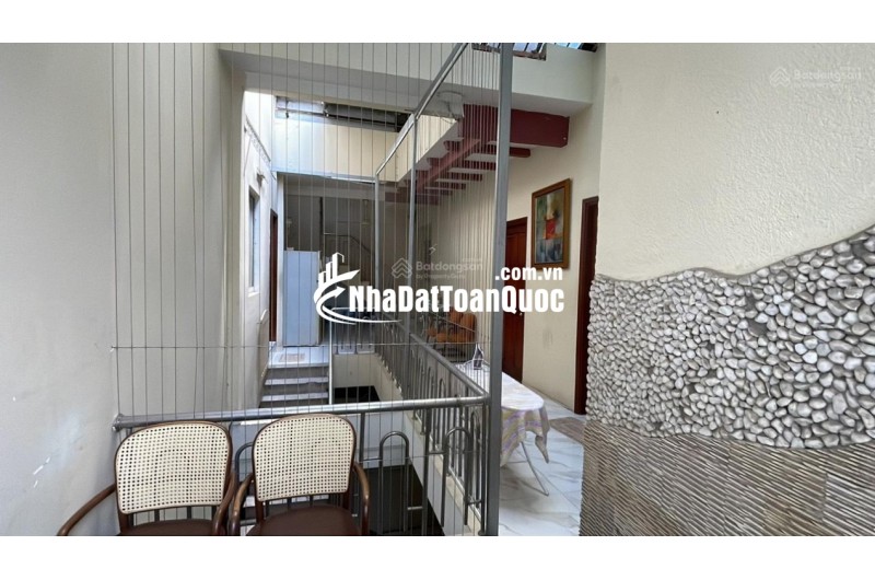 Đường Lê Văn Sỹ, Phường 1, Quận Tân Bình, TP.HCM (300m² (12 x 25m – vuông vức) 39 tỷ (~130 triệu/m²)