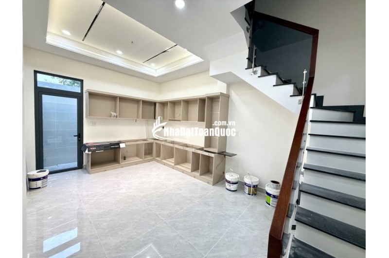BÁN NHÀ KHU VIP LỘC VỪNG- NHÀ MỚI HXH - QUỐC LỘ 13 - TP. THỦ ĐỨC - GIÁ 8.6 TỶ