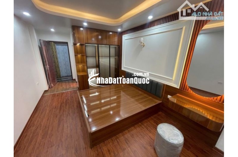  Nhà Mới Cầu Diễn – 6 Tầng Thang Máy – Ở Ngay – Mở VP Tại Nhà – Giá 7.5 Tỷ