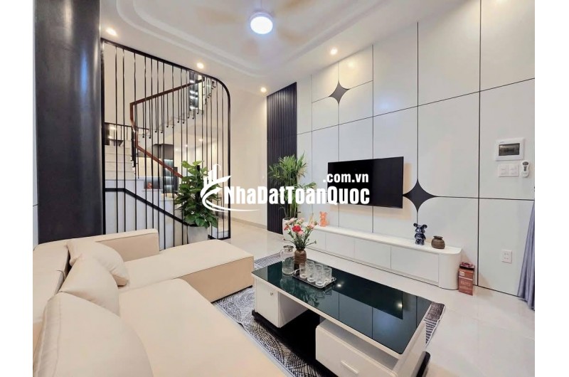 Bán nhà chính chủ - Vị Trí Kinh Tế - Khu vực Long An - Diện tích 74m2