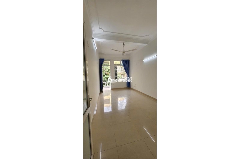 BÁN NHÀ NGUYỄN TRÃI - HÀ ĐÔNG, 2 MẶT TIỀN, 44M2, 8.X TỶ