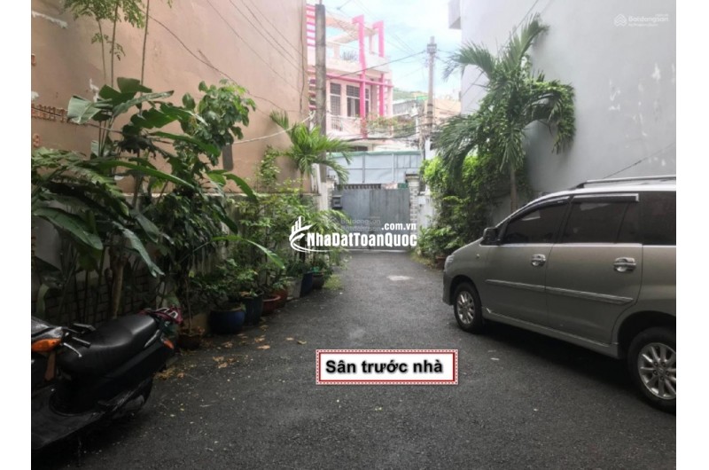 Bán nhà có sân rộng HXH Lê Quang Định, Phường 11, Bình thạnh. Dtkv 316m2, Giá chỉ 21.2 tỷ