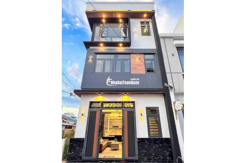 CHÍNH CHỦ BÁN NHÀ TRUNG TÂM PHƯỜNG 4, TP.TÂN AN, 85M², SHR, GIÁ CHỈ 2.6 TỶ