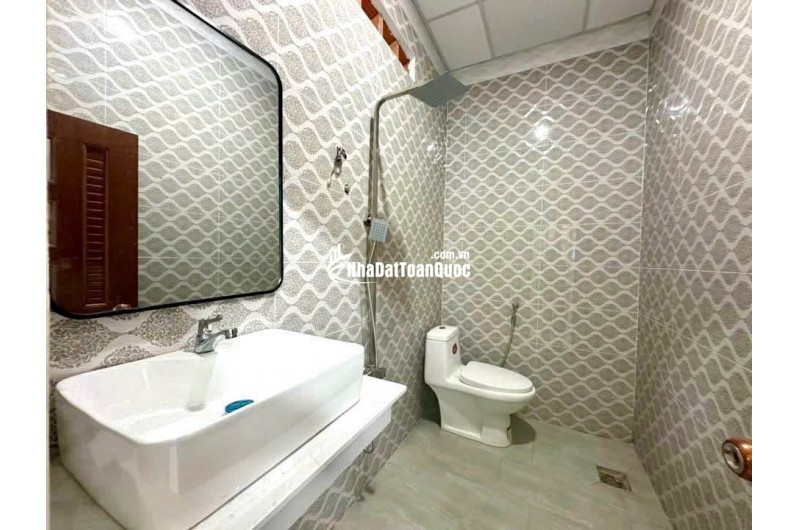 BIỆT THỰ MINI SANG TRỌNG - 1 TRỆT 2 LẦU 75M2 - 2 TỶ 450 TRIỆU