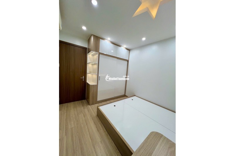 Chính chủ cần bán 2 ngủ tòa HH3B Linh Đàm tặng nội thất nhập khẩu xịn xò giá 2.1XX tỷ